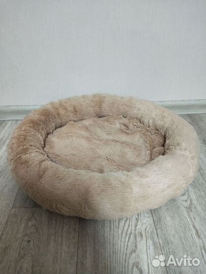 Лежанка для кошек