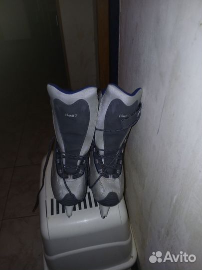 Коньки мужские 39 размер