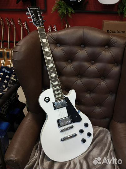 Электро гитара лес пол белая с дефектом лака