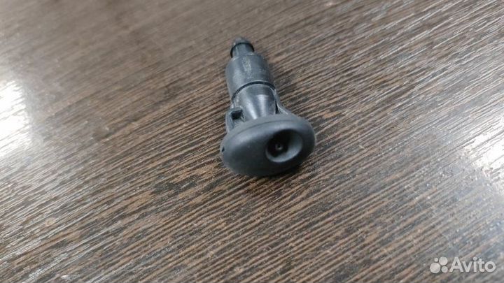 Форсунка омывателя Mercedes Gl 320 Cdi 164 642.940