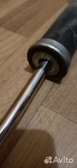 Амортизатор задний Mercedes-Benz W212