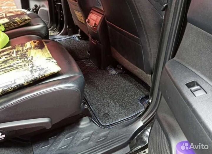Ковры в салон для Toyota Highlander