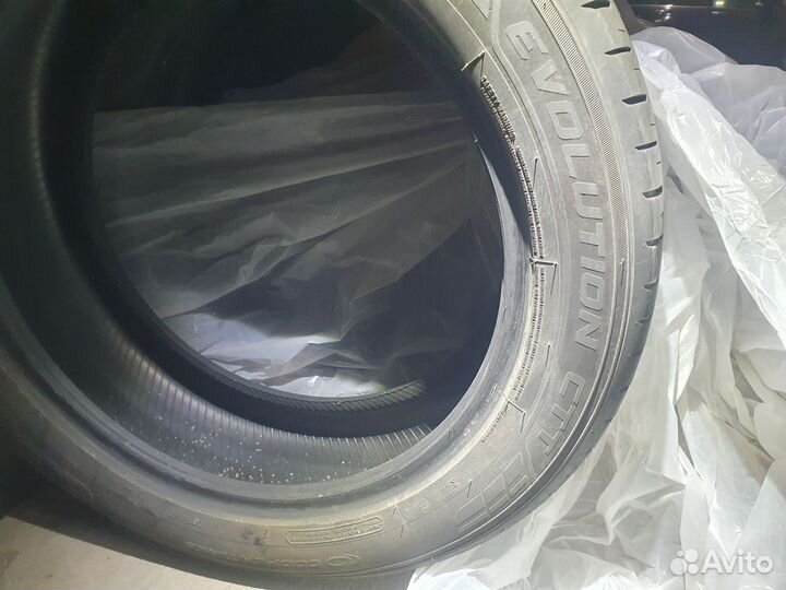 Cooper Evolution CTT 225/55 R19