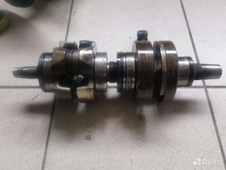 Коленвал Arctic cat Bearcat 570