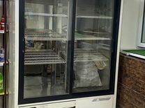 Холодильная витрина, в рабочем состоянии
