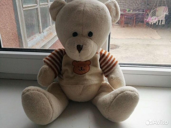 Плюшевый медведь
