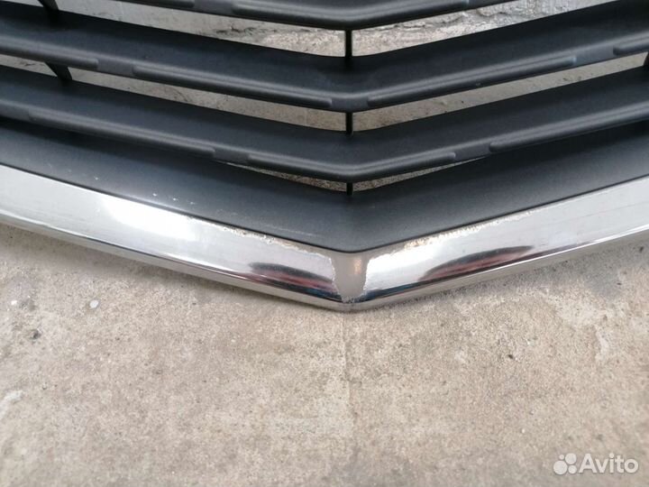 Решетка радиатора Honda Elysion