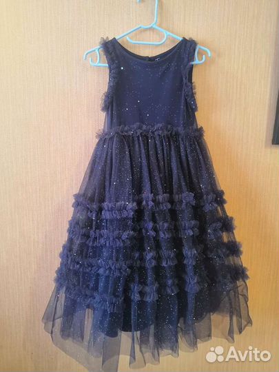 Платье праздничное