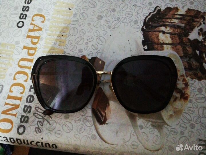 Солнцезащитные очки женские