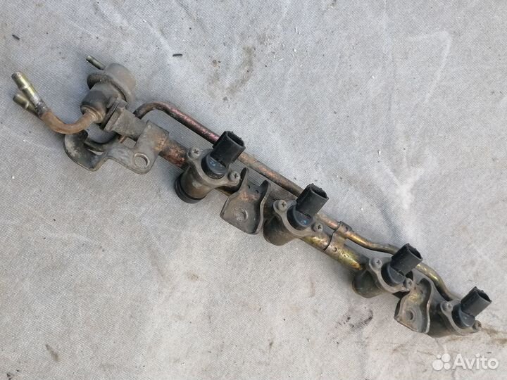 Форсунка топливная Nissan Almera 1995-2000