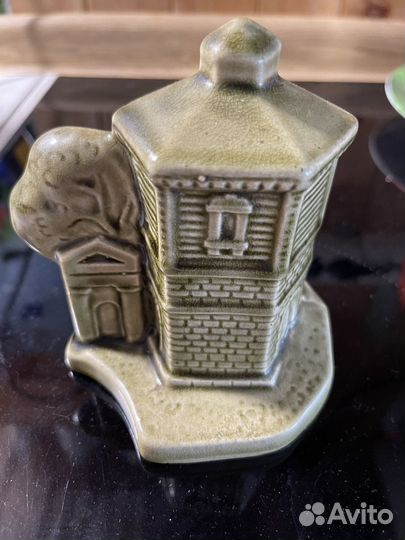Статуэтка фарфор