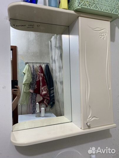 Зеркало шкаф в ванную