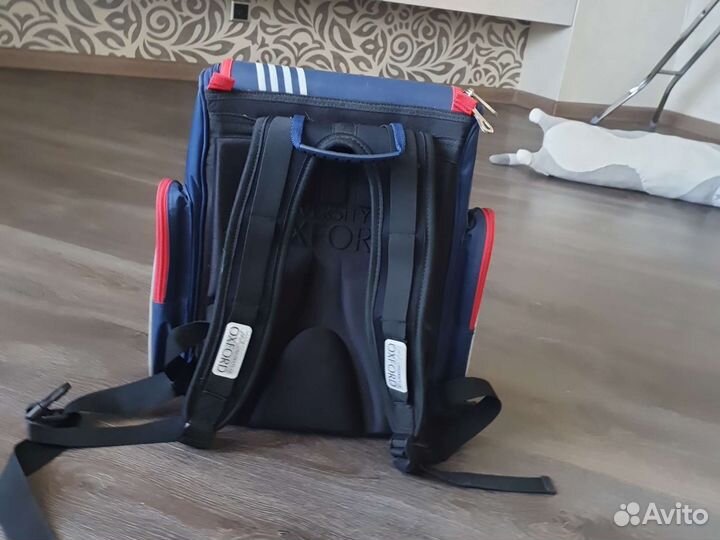 Школьный рюкзак