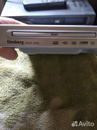 Видеомагнитофоны,плееры на запчасти