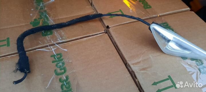 Повторитель поворота в крыло BMW X5 E70