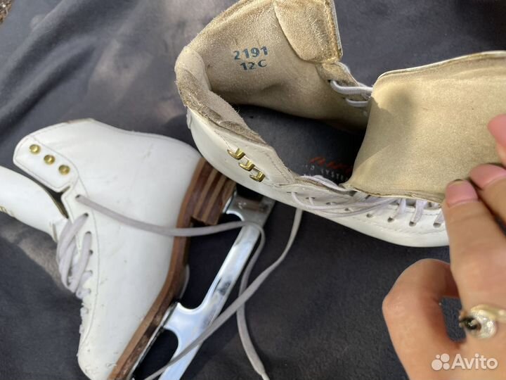 Фигурные коньки jackson freestyle 12c