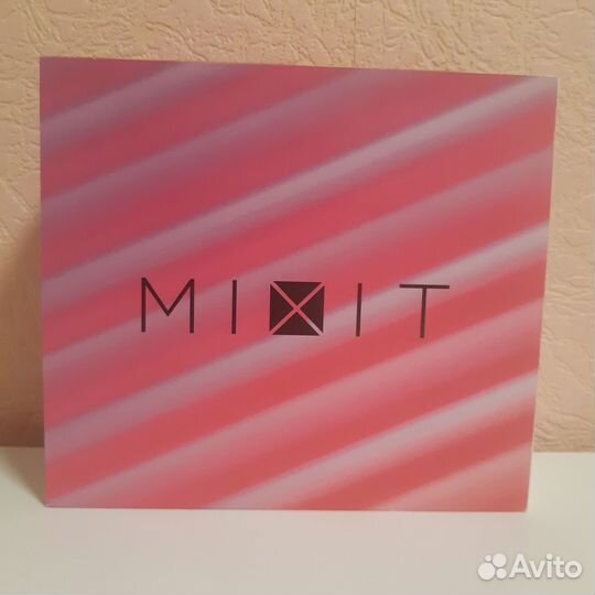 Коробка подарочная mixit