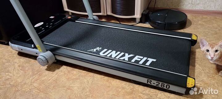 Беговая дорожка UnixFit R-280