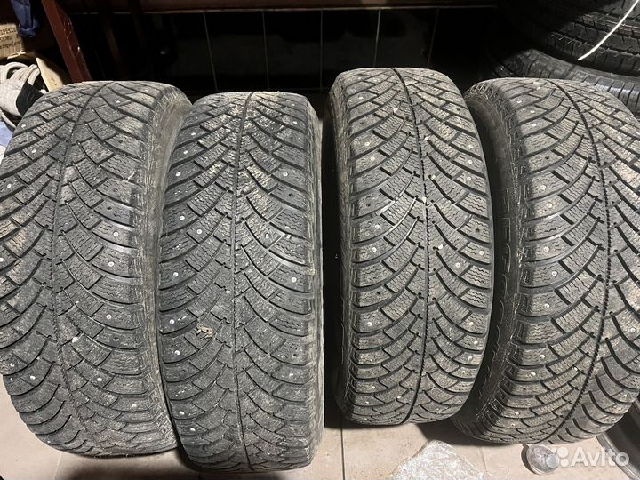 Bfgoodrich G-Force Stud 215/65 R16