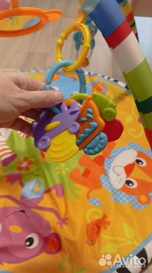 Развивающий коврик