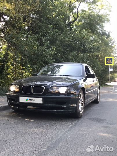 BMW 3 серия 2.2 МТ, 1998, битый, 400 010 км