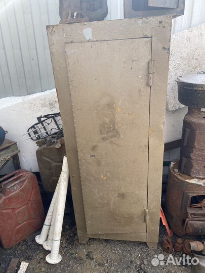 Оружейный сейф