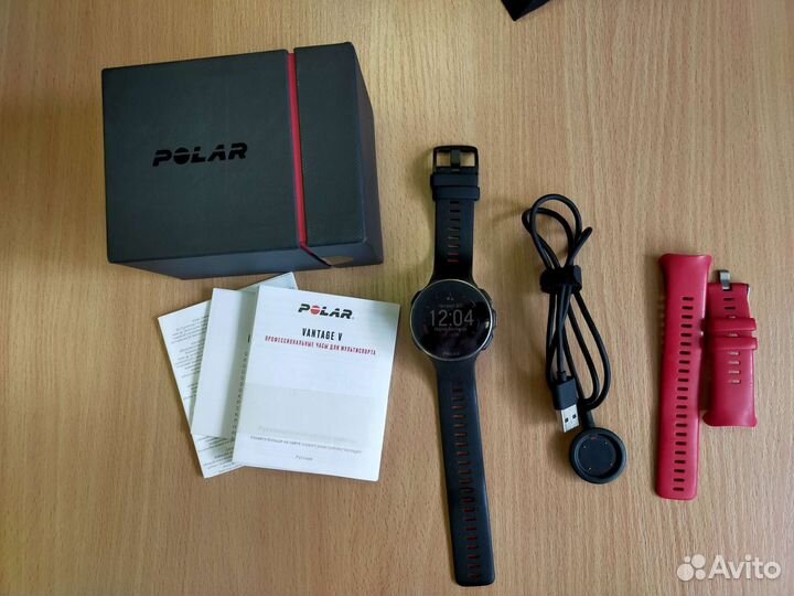 Часы Polar Vantage V Titan