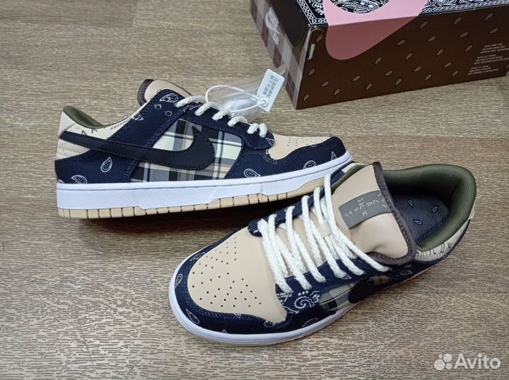 Кроссовки Nike sb dunk low x travis scott