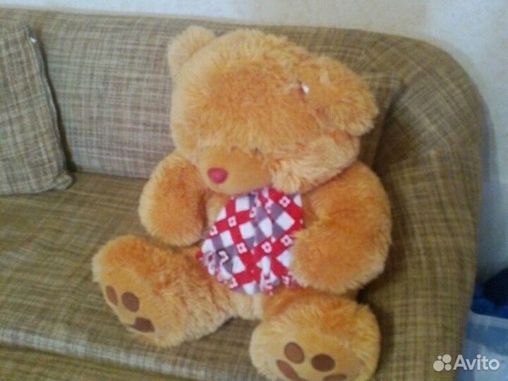 Плюшевый медведь