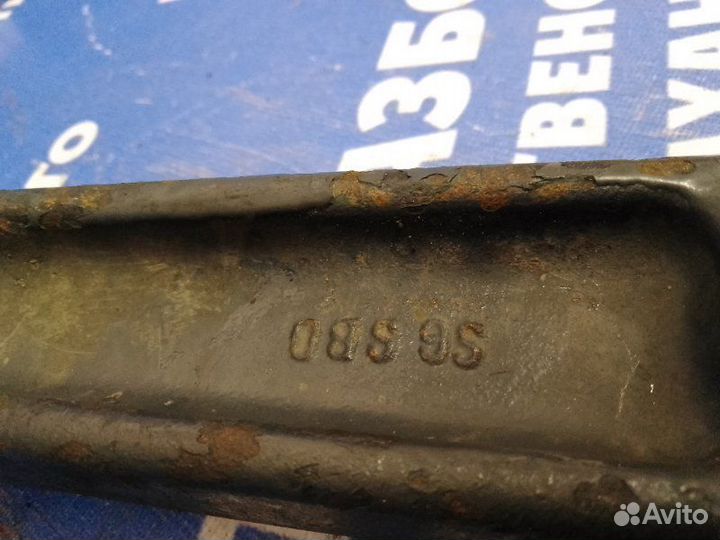 Передний рычаг подвески верхний. Iveco Daily