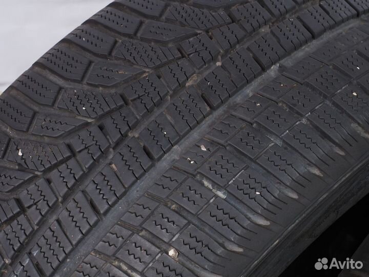 Hankook Winter I'Cept Evo2 W320 225/60 R16