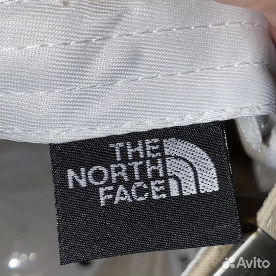 Кепка The north face бежевая