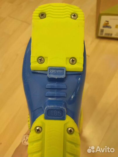 Горнолыжные ботинки детские