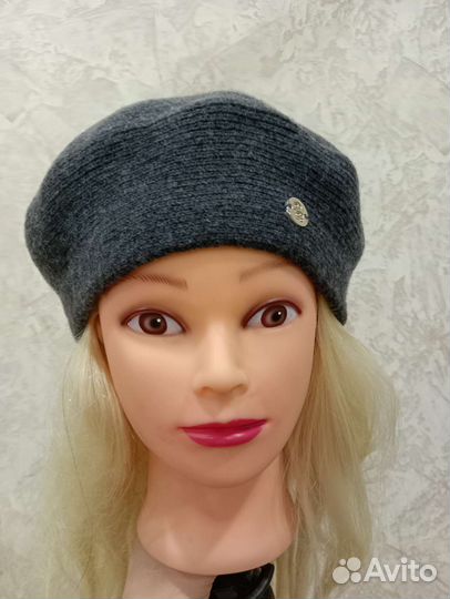 Берет+ др шапки все новое с бирками