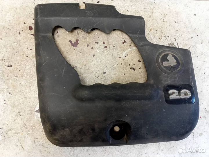 Накладка моторного отсека