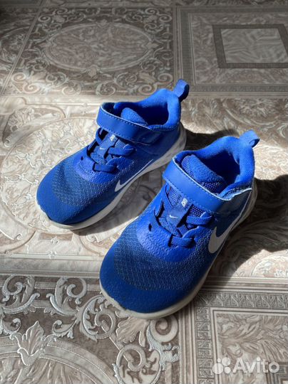 Кроссовки nike детские