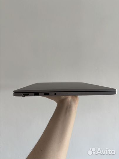 Xiaomi mi notebook pro 15.6 I5 8/256 gtx 1050