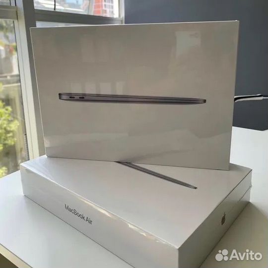 MacBook Air M1 8/256GB новый
