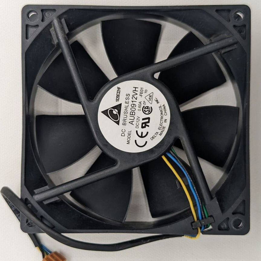 [AUB0912VH] Вентилятор Aub0912vh, Delta, 92 Мм X 25 Мм, 12 В