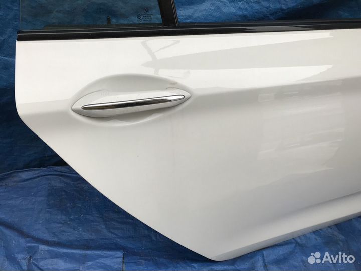 Дверь задняя правая для бмв 550i GT 10-16