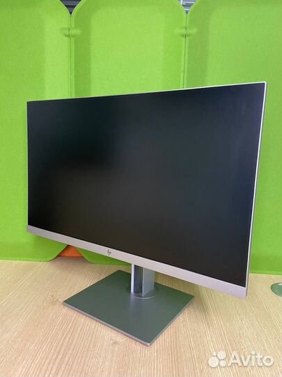 HP EliteDisplay E243D с док-станцией и камерой