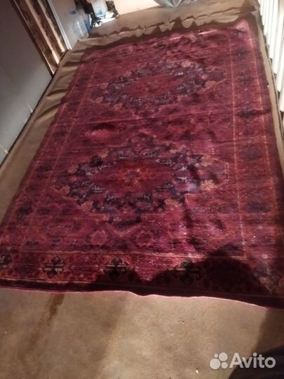 Ковер 2м*3 м в хорошем состоянии б/у
