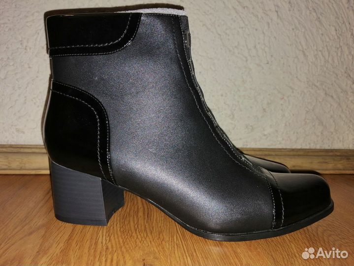 Ботинки женские демисезонные черные Новые