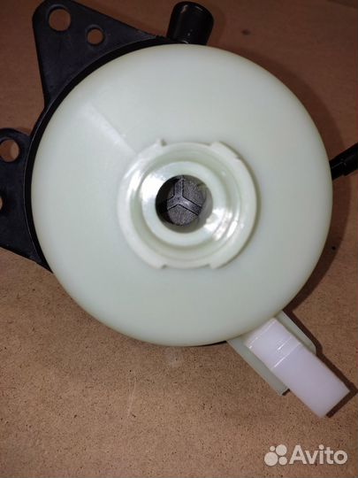 Бачок гур Dodge Caravan Chrysler Voyager