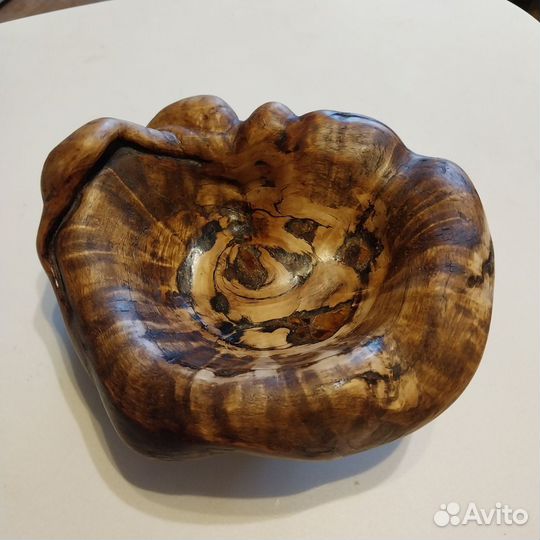 Ваза из берёзового капа шишки