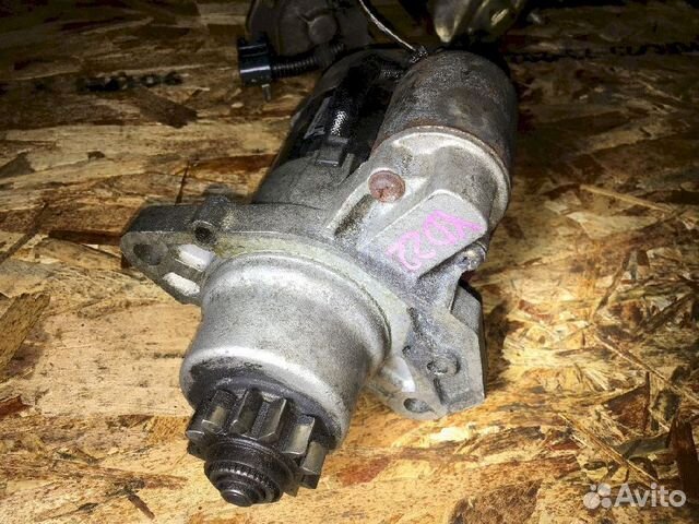 Стартер YD22DD Nissan Wingroad VEY11 M008T71371