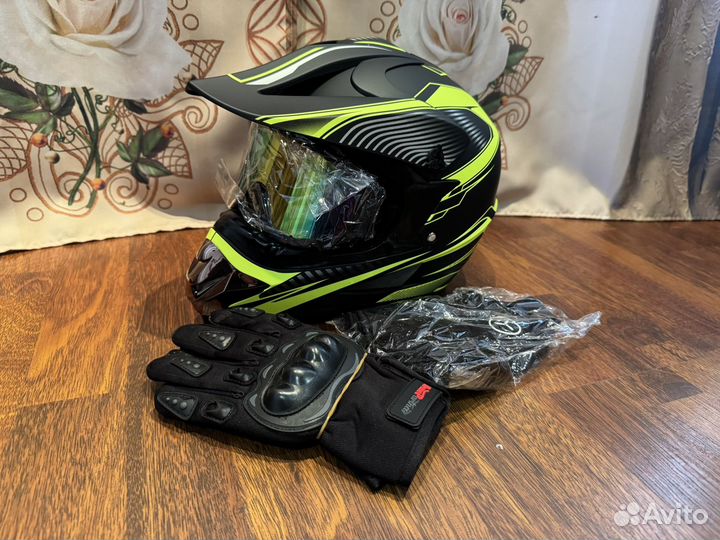 Кроссовый шлем новый + перчатки очки маска