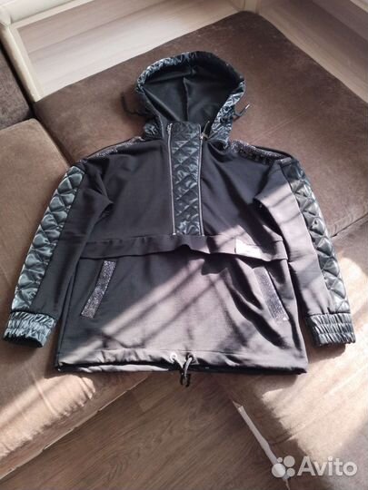 Спортивный костюм женский