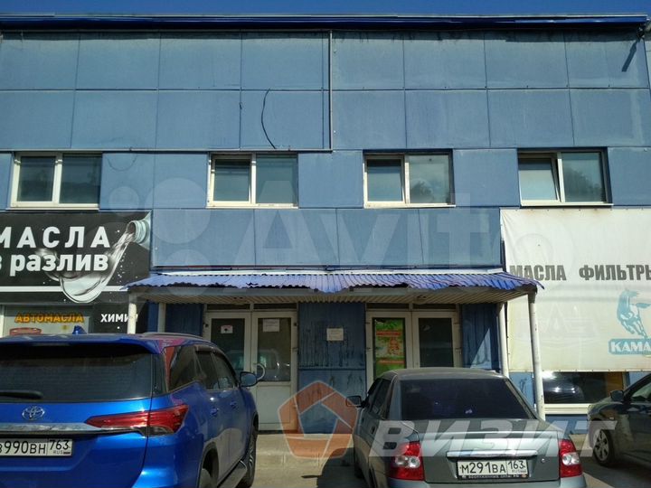 Торговая площадь с отдельным входом, 700 м²