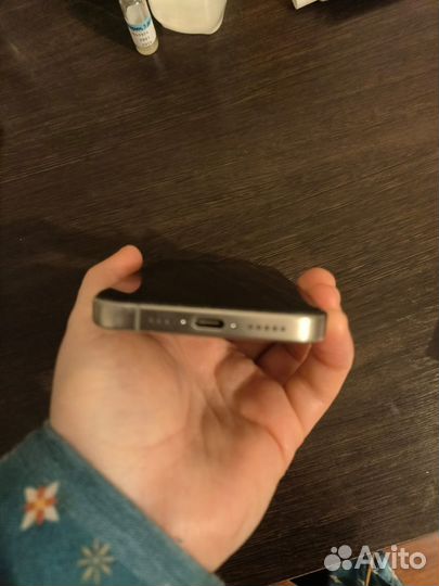 iPhone 15 Pro, 256 ГБ